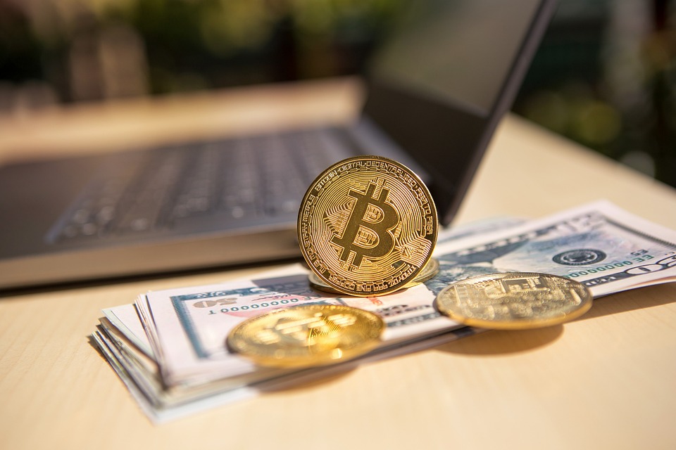 Global Economic Factors Influencing Bitcoin Trends in 2023